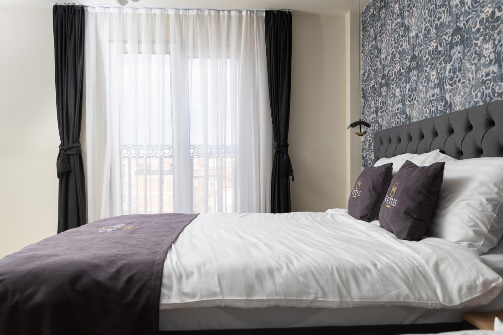 Vetus Hotel Pristina Esterno foto